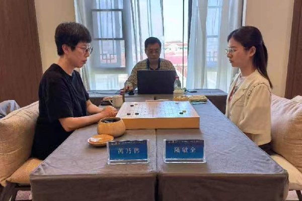 法媒：巴黎尚未与小埃梅里完全谈妥续约，但对达成协议感到乐观